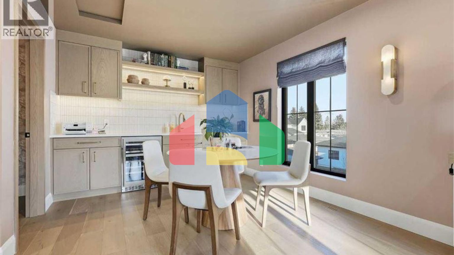 Residential - Single Family Home - Calgary, Canada - Canada