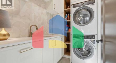 Residential - Single Family Home - Calgary, Canada - Canada