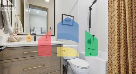 Residential - Single Family Home - Calgary, Canada - Canada