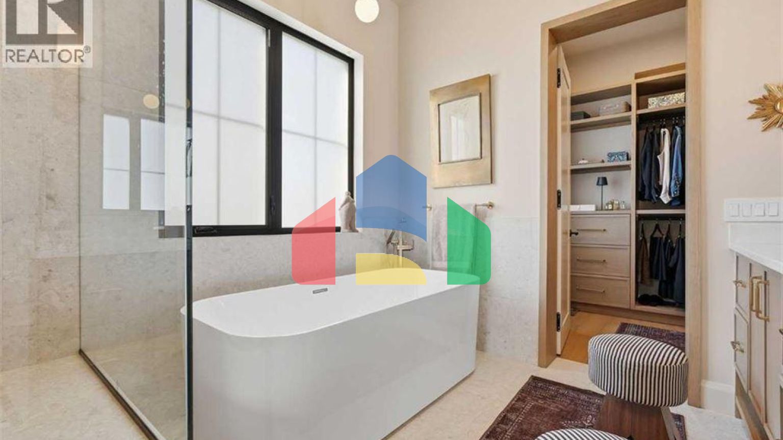 Residential - Single Family Home - Calgary, Canada - Canada