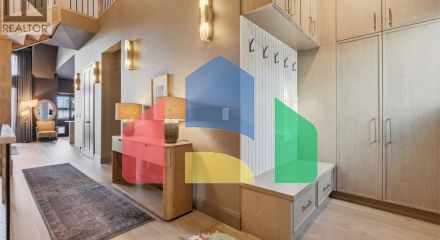 Residential - Single Family Home - Calgary, Canada - Canada