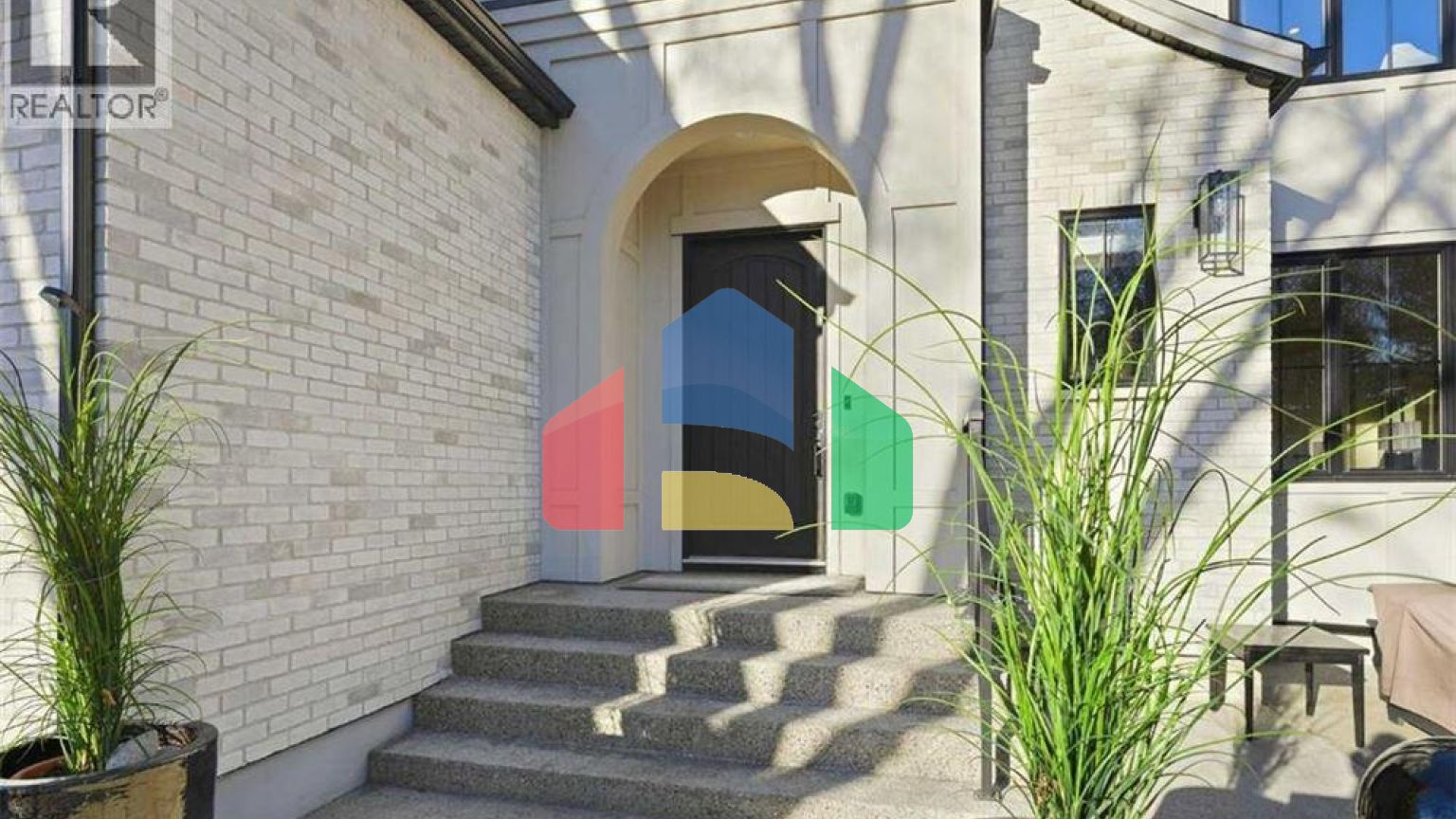 Residential - Single Family Home - Calgary, Canada - Canada