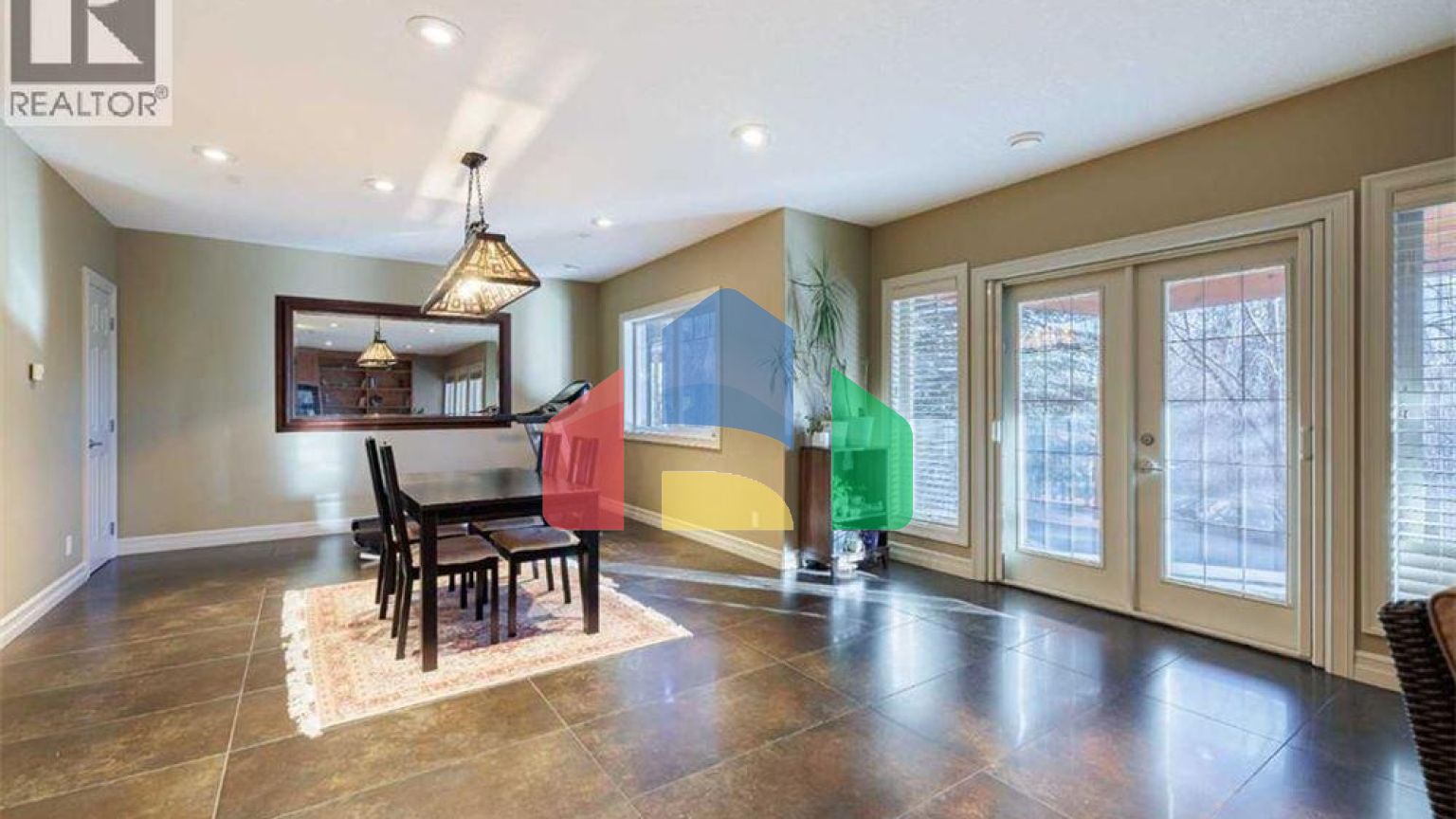 Residential - Single Family Home - Calgary, Canada - Canada