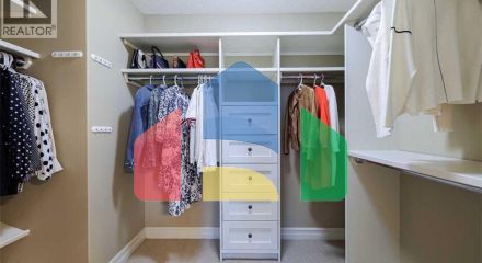 Residential - Single Family Home - Calgary, Canada - Canada