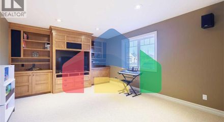 Residential - Single Family Home - Calgary, Canada - Canada