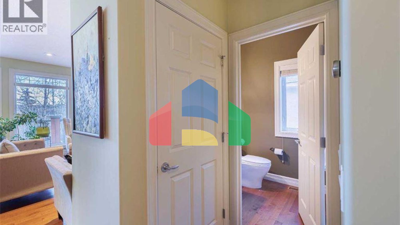 Residential - Single Family Home - Calgary, Canada - Canada