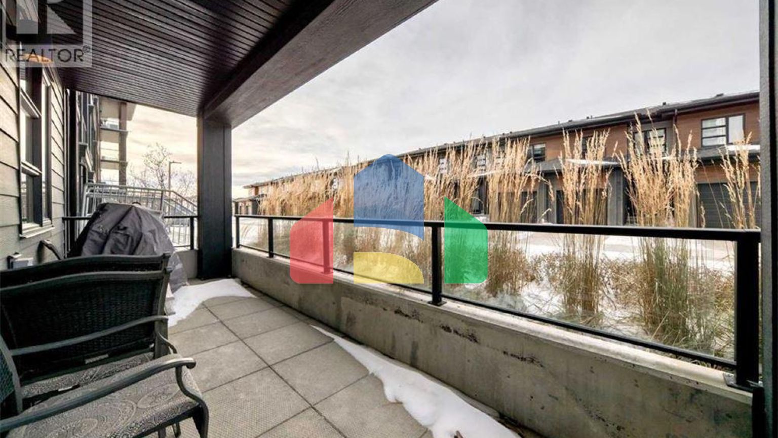 Residential - Single Family Home - Calgary, Canada - Canada