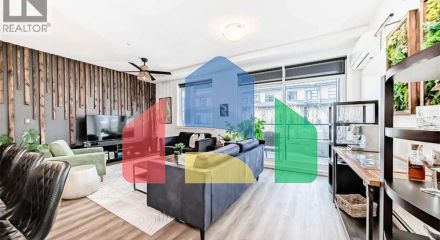 Residential - Single Family Home - Calgary, Canada - Canada