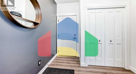 Residential - Single Family Home - Calgary, Canada - Canada