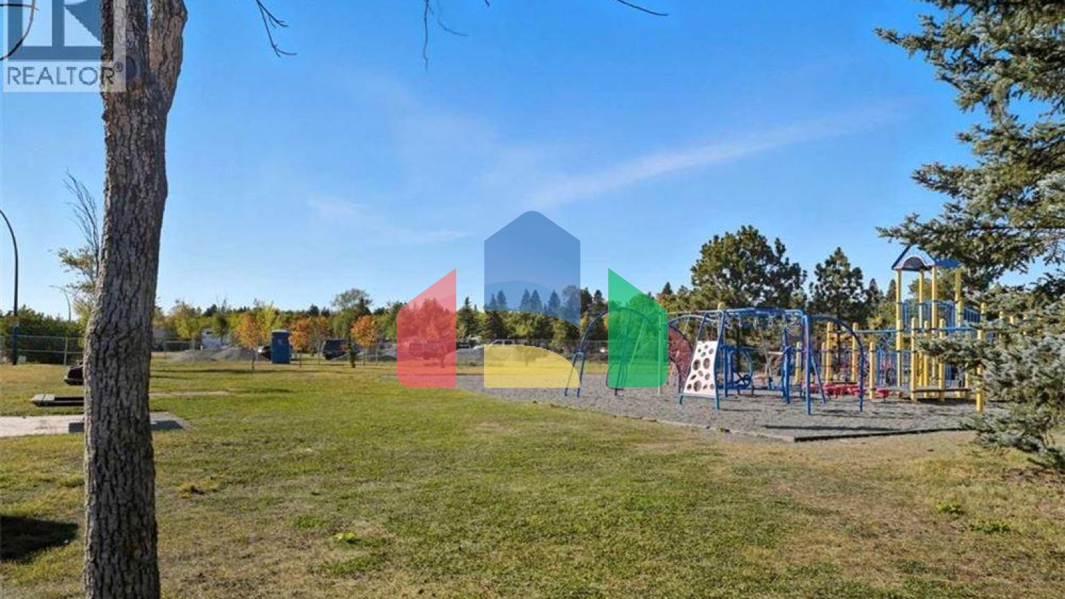 Residential - Single Family Home - Calgary, Canada - Canada