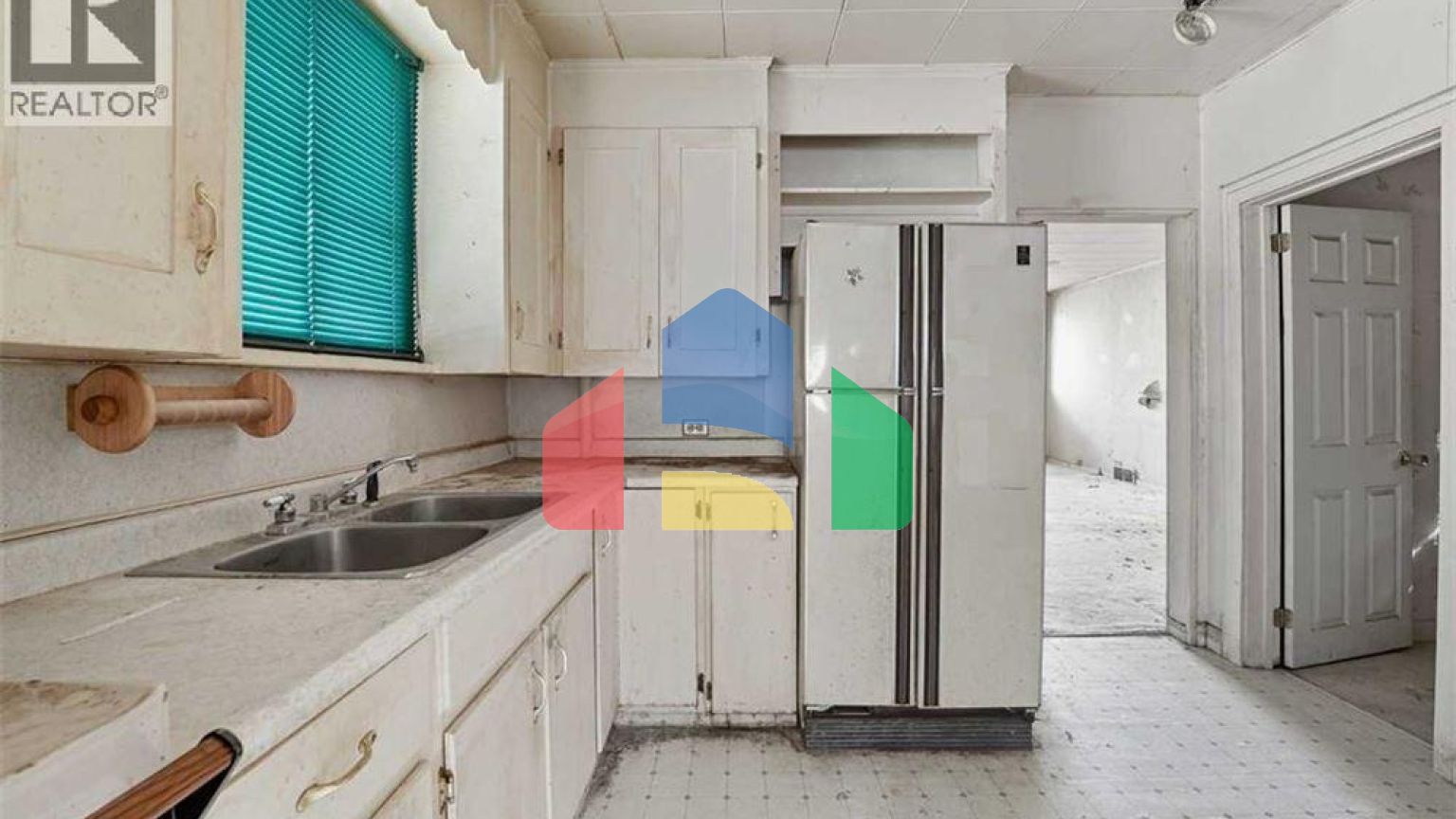 Residential - Single Family Home - Calgary, Canada - Canada