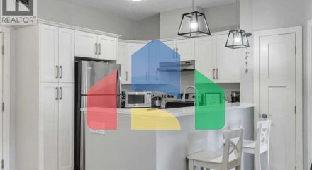 Residential - Single Family Home - Calgary, Canada - Canada