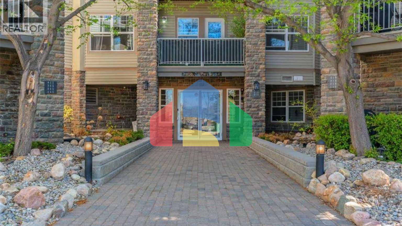 Residential - Single Family Home - Calgary, Canada - Canada