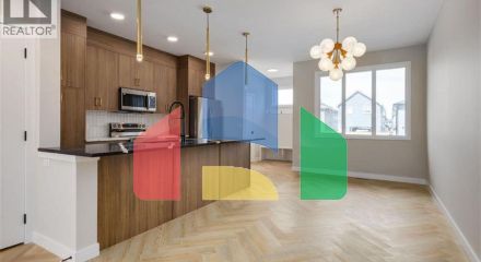 Residential - Single Family Home - Calgary, Canada - Canada