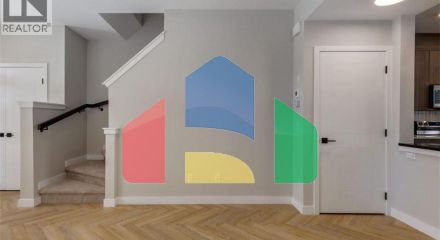 Residential - Single Family Home - Calgary, Canada - Canada