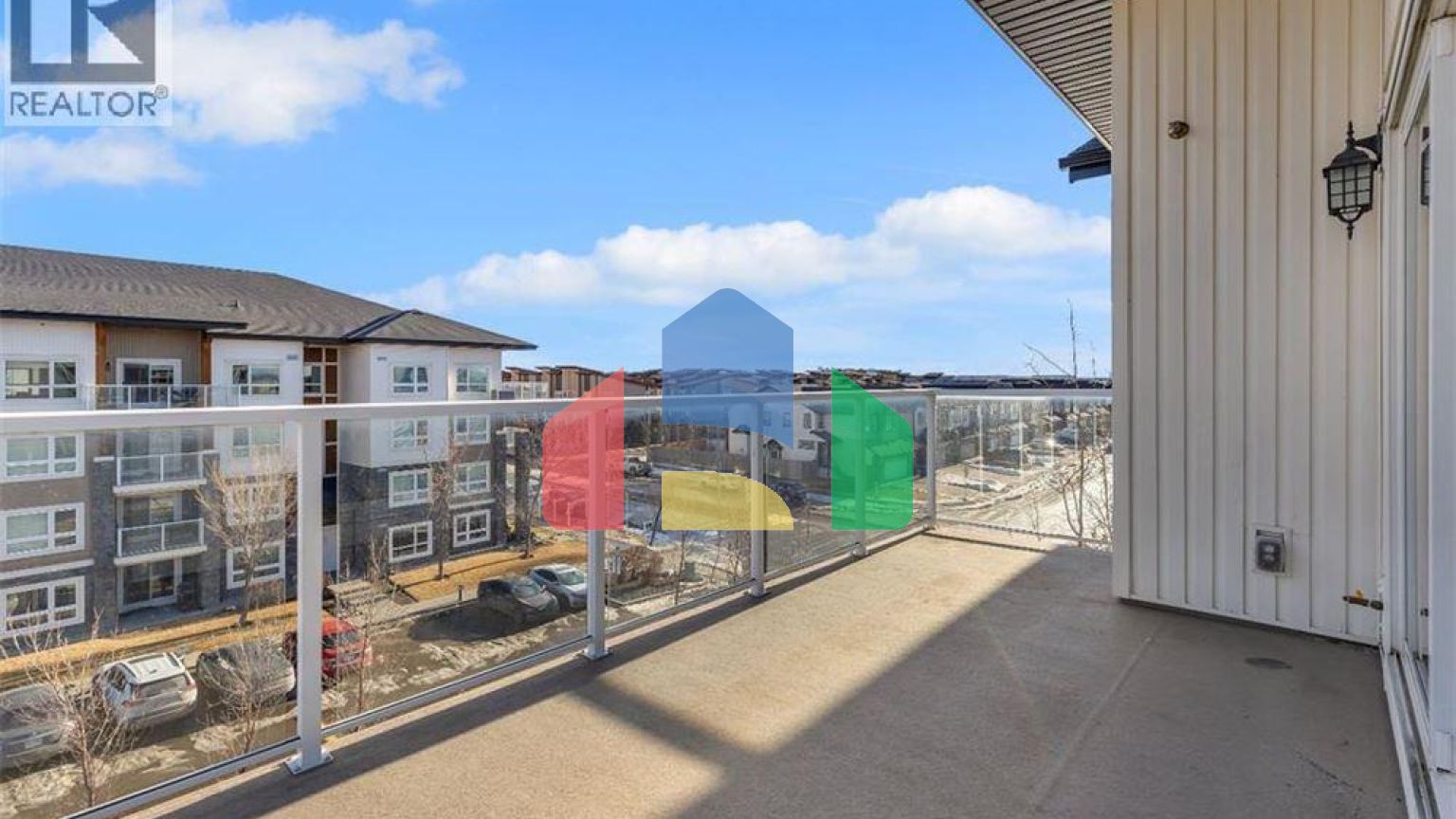 Residential - Single Family Home - Calgary, Canada - Canada