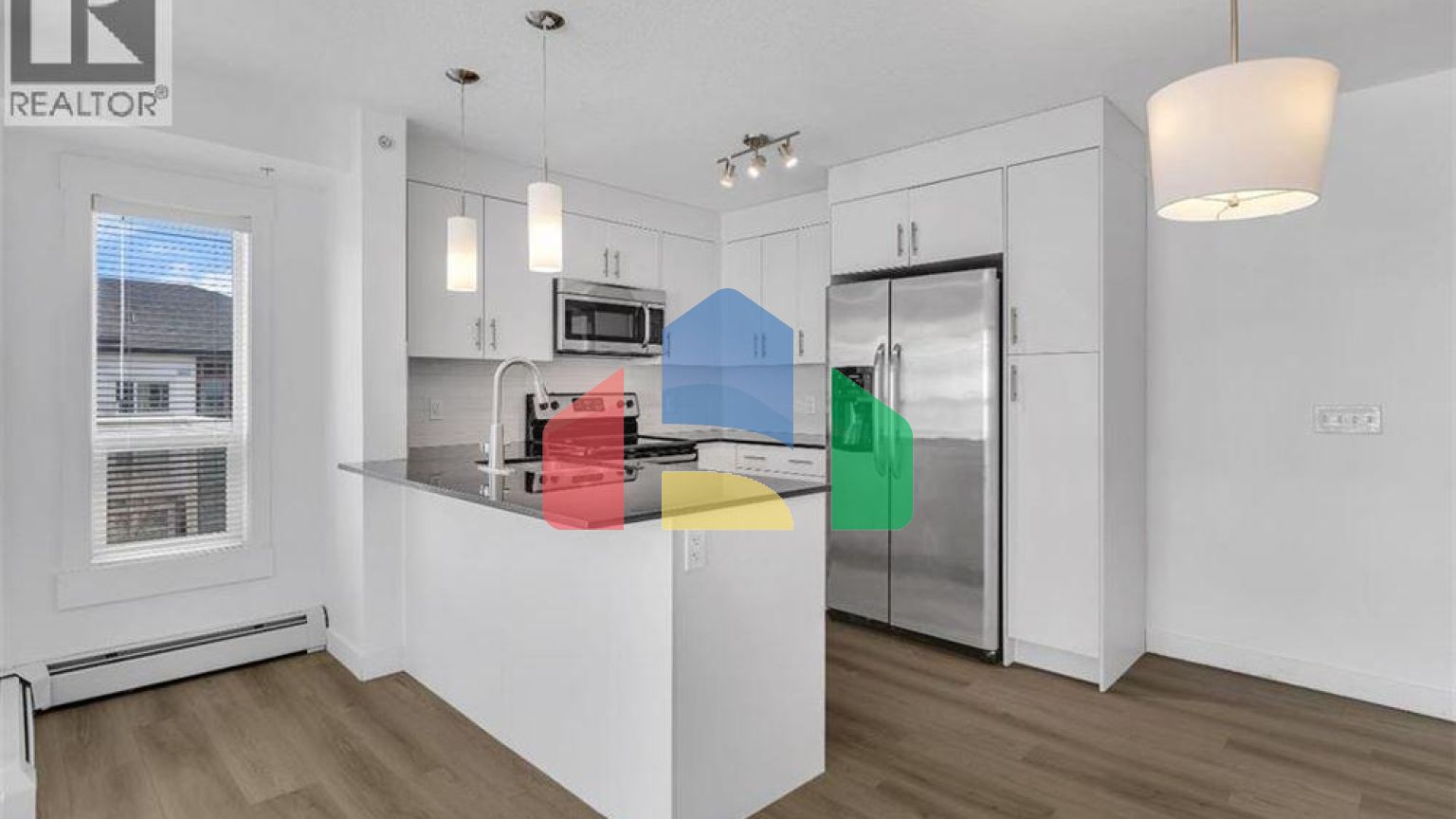 Residential - Single Family Home - Calgary, Canada - Canada