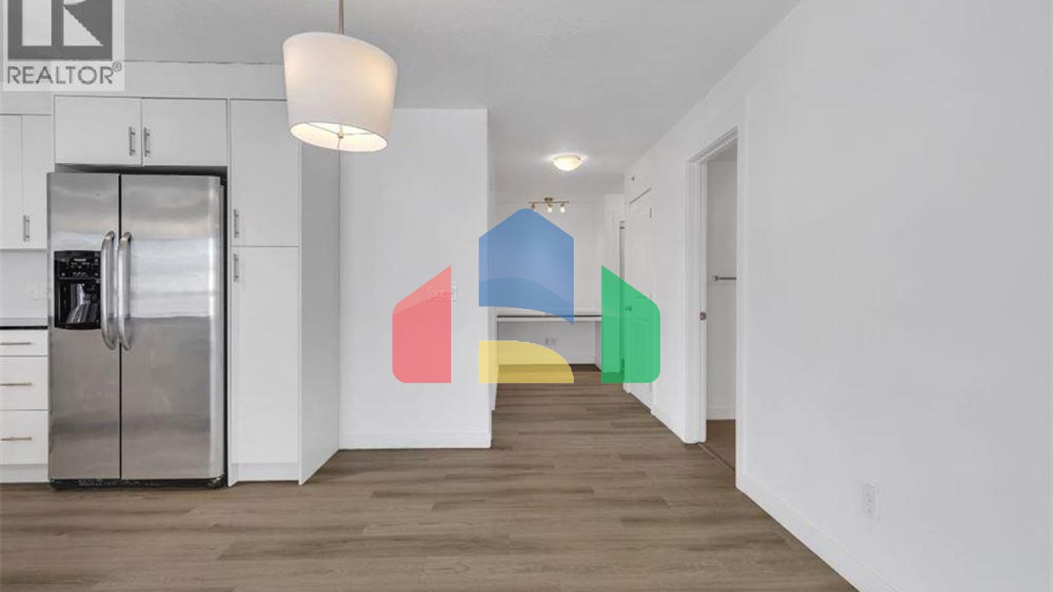 Residential - Single Family Home - Calgary, Canada - Canada