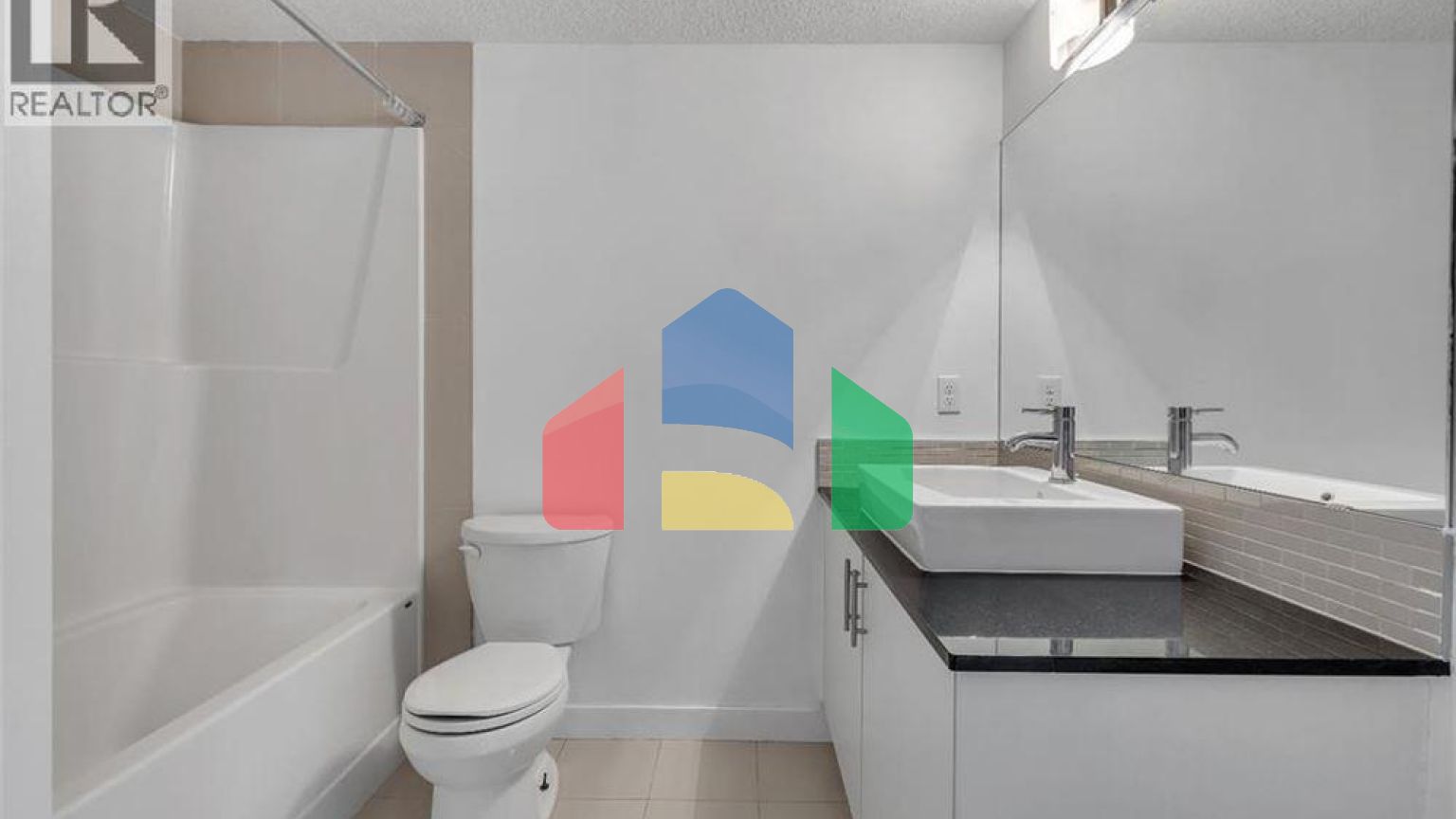 Residential - Single Family Home - Calgary, Canada - Canada