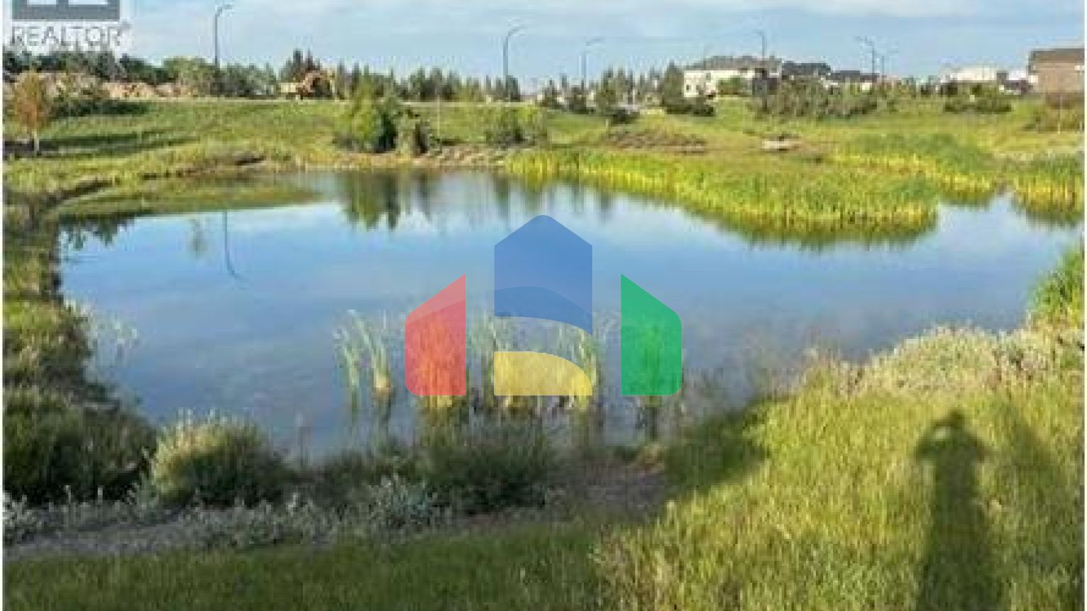 Residential - Single Family Home - Calgary, Canada - Canada