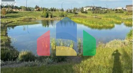 Residential - Single Family Home - Calgary, Canada - Canada