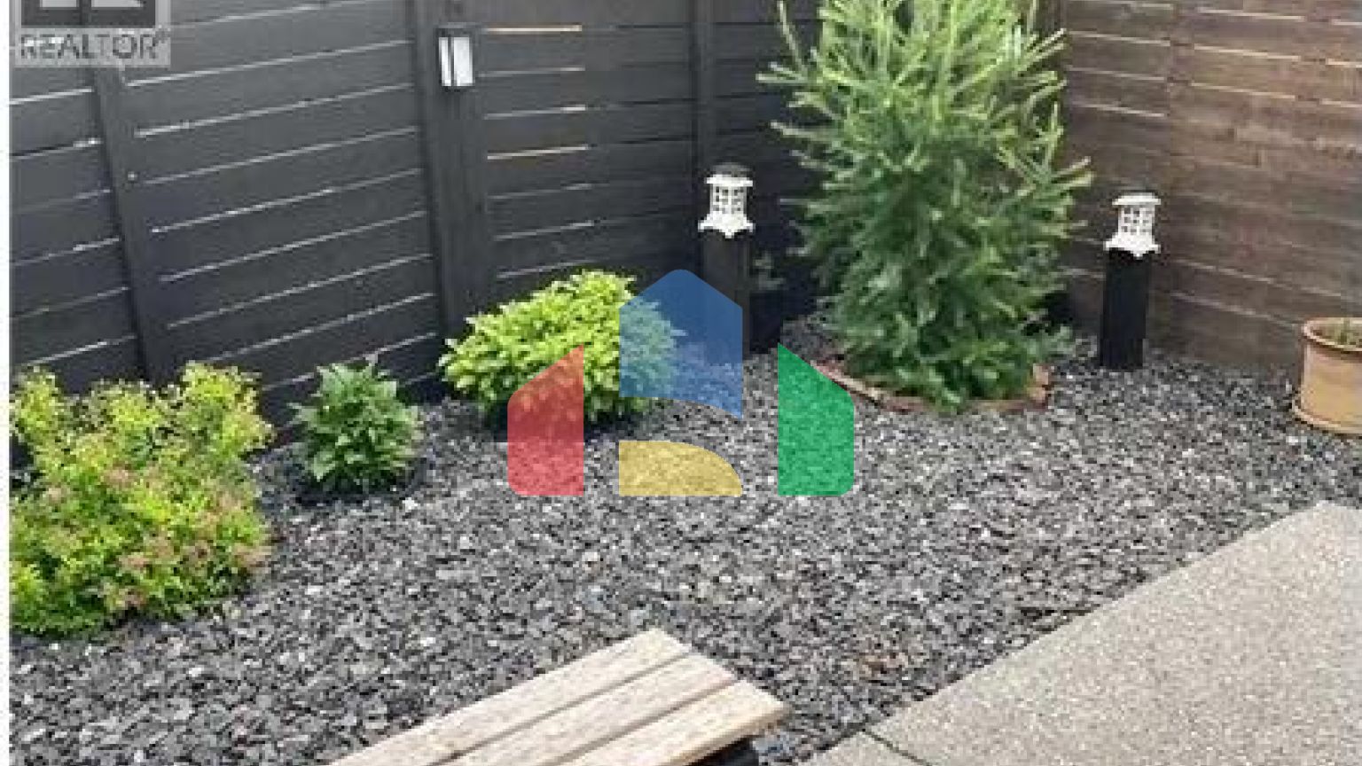 Residential - Single Family Home - Calgary, Canada - Canada