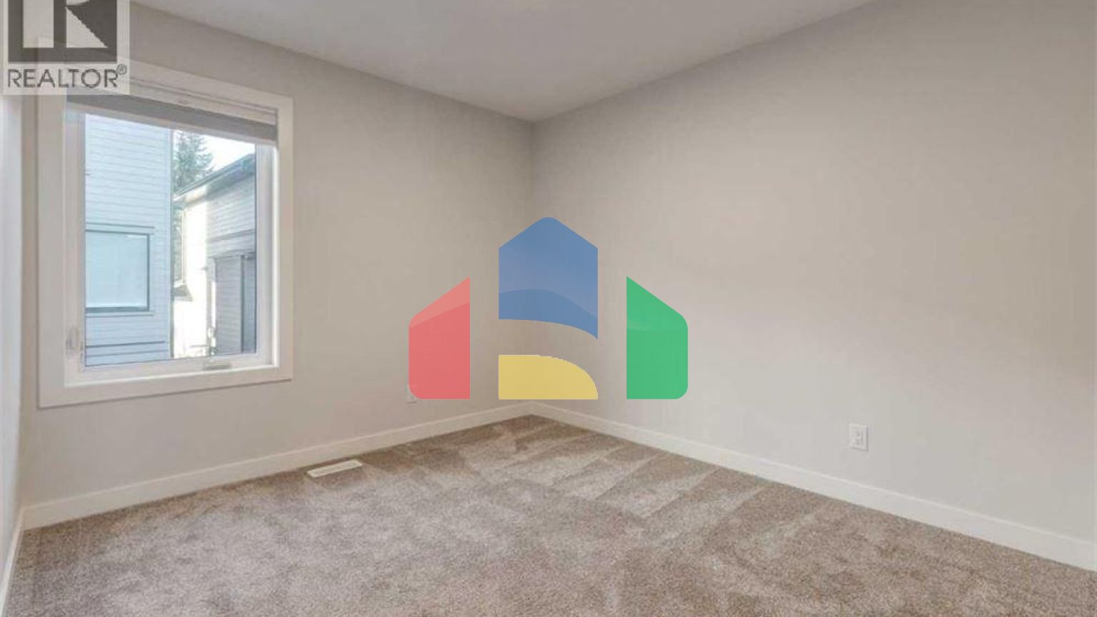 Residential - Single Family Home - Calgary, Canada - Canada