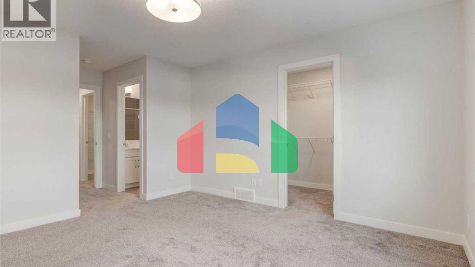 Residential - Single Family Home - Calgary, Canada - Canada