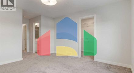 Residential - Single Family Home - Calgary, Canada - Canada