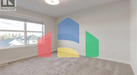 Residential - Single Family Home - Calgary, Canada - Canada