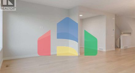 Residential - Single Family Home - Calgary, Canada - Canada