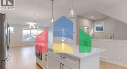 Residential - Single Family Home - Calgary, Canada - Canada