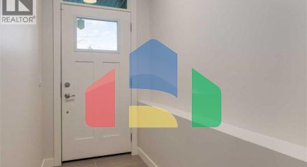 Residential - Single Family Home - Calgary, Canada - Canada