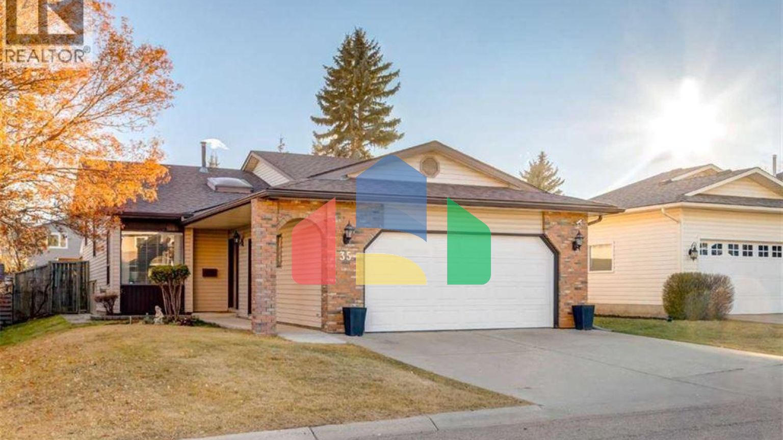 Residential - Single Family Home - Calgary, Canada - Canada