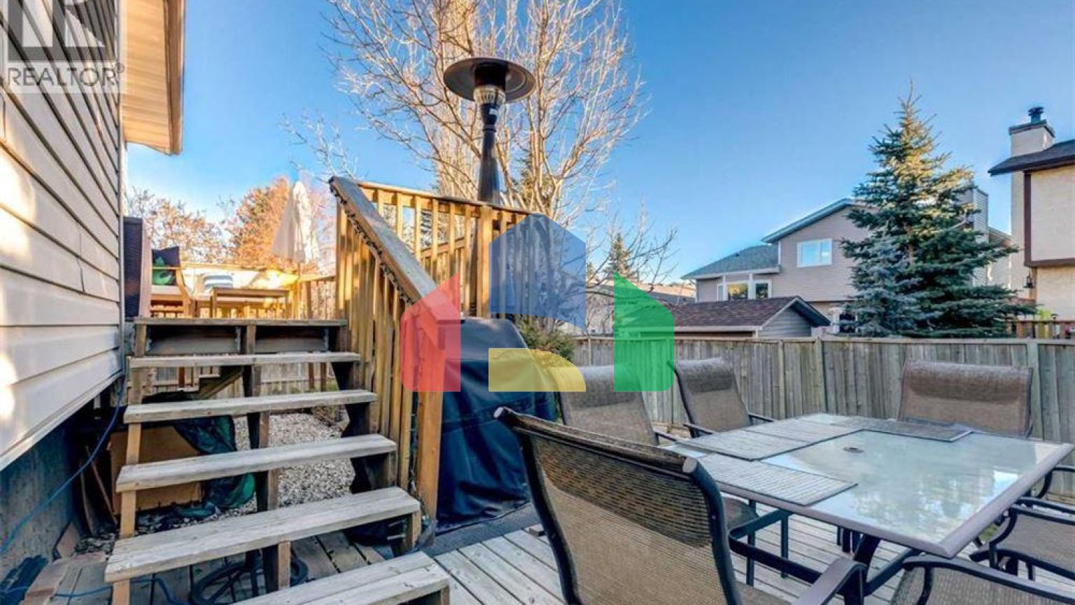 Residential - Single Family Home - Calgary, Canada - Canada