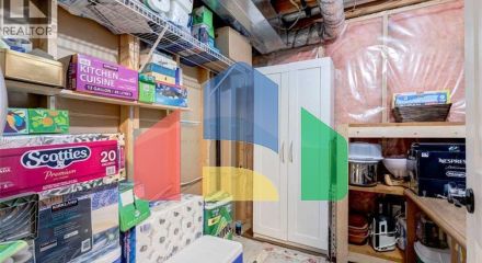 Residential - Single Family Home - Calgary, Canada - Canada