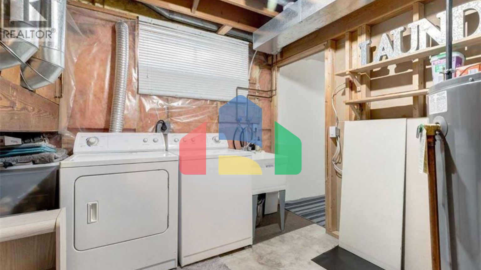 Residential - Single Family Home - Calgary, Canada - Canada