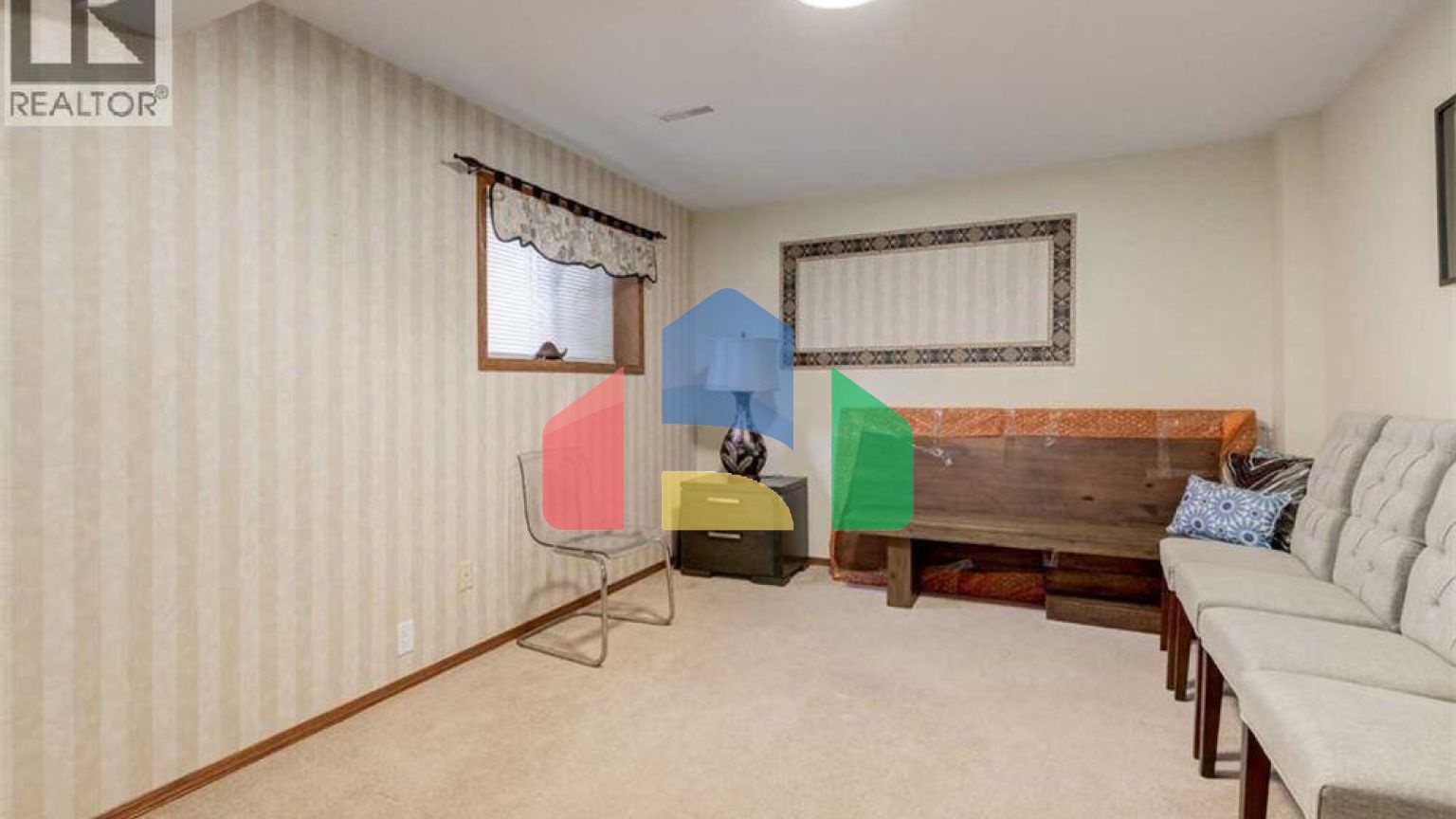 Residential - Single Family Home - Calgary, Canada - Canada