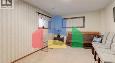 Residential - Single Family Home - Calgary, Canada - Canada