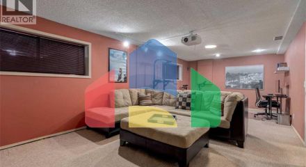 Residential - Single Family Home - Calgary, Canada - Canada