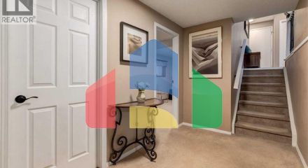 Residential - Single Family Home - Calgary, Canada - Canada