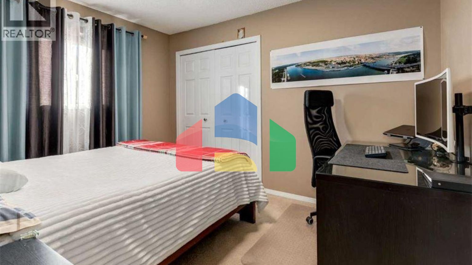 Residential - Single Family Home - Calgary, Canada - Canada