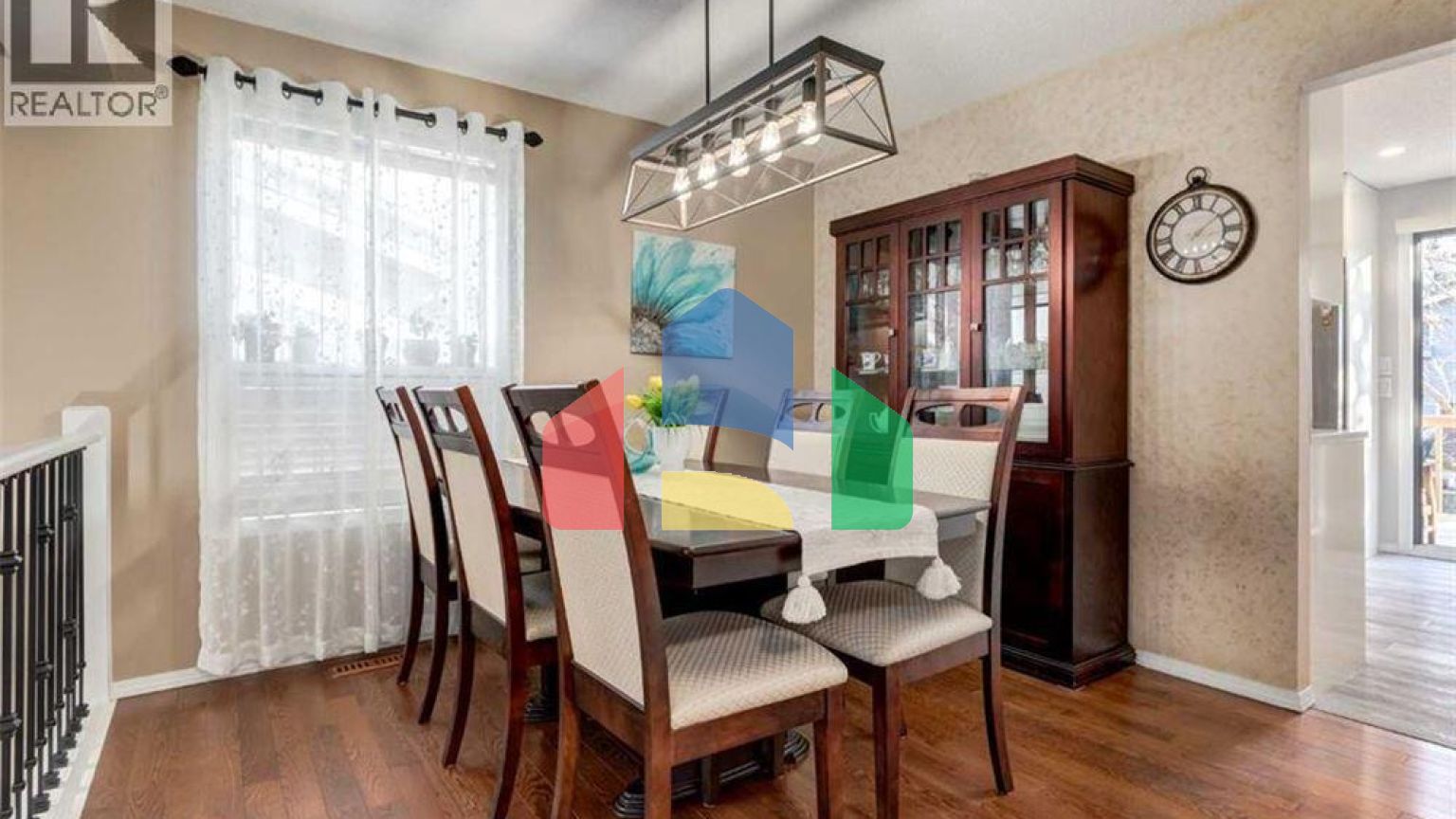 Residential - Single Family Home - Calgary, Canada - Canada