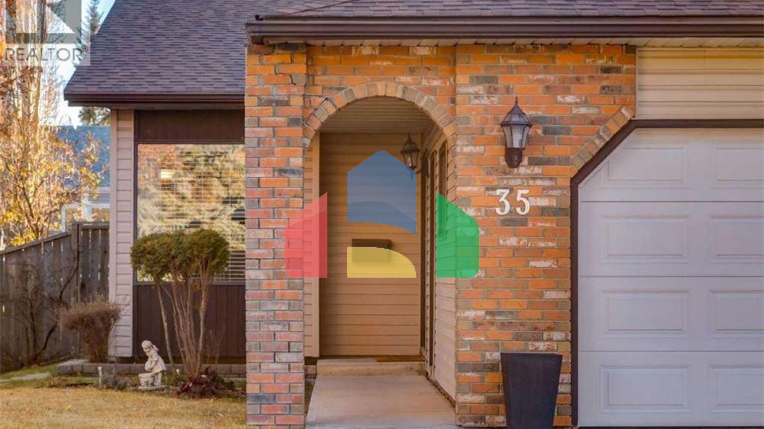 Residential - Single Family Home - Calgary, Canada - Canada