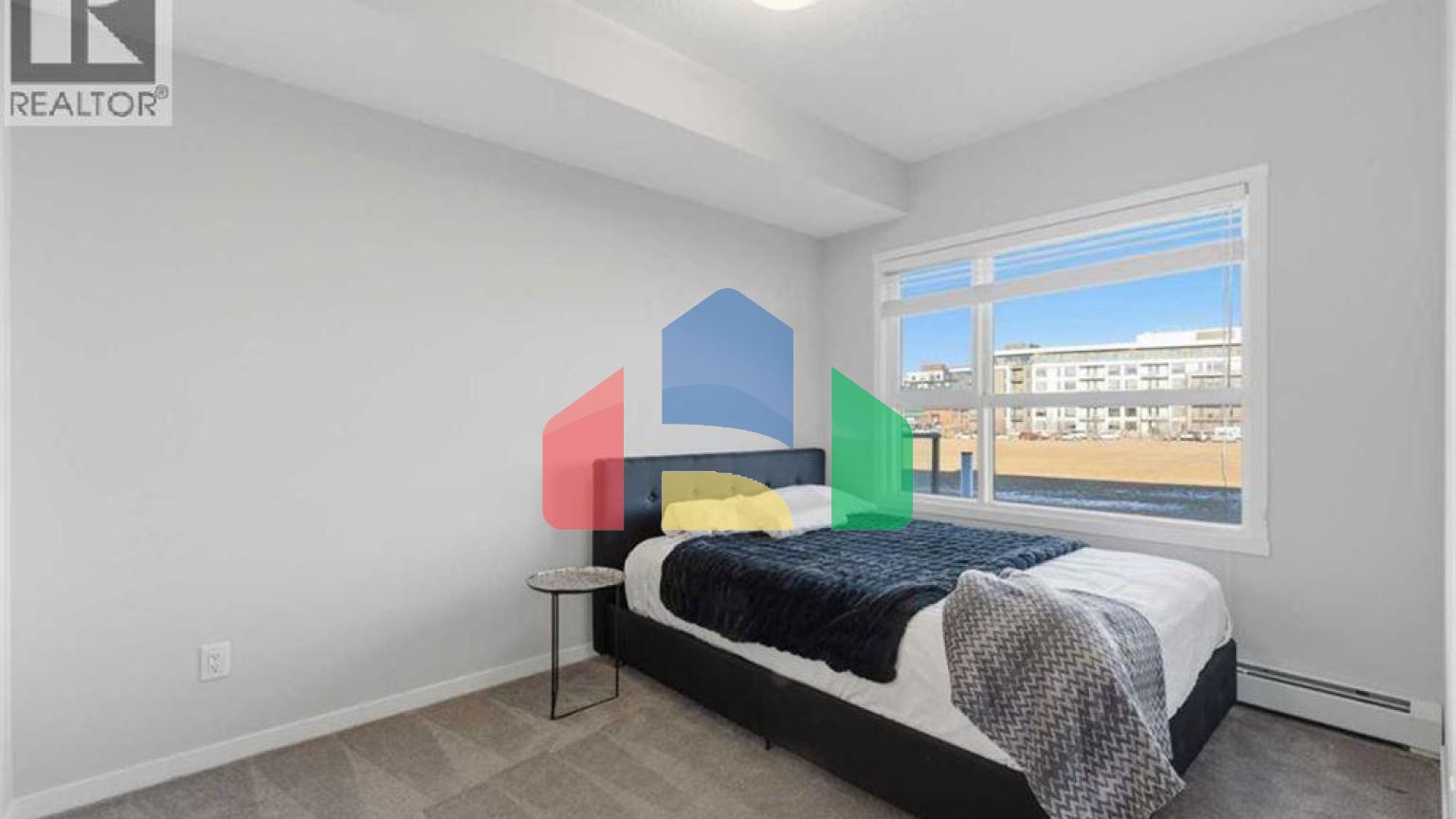 Residential - Condo/Apartment - Calgary, Canada - Canada