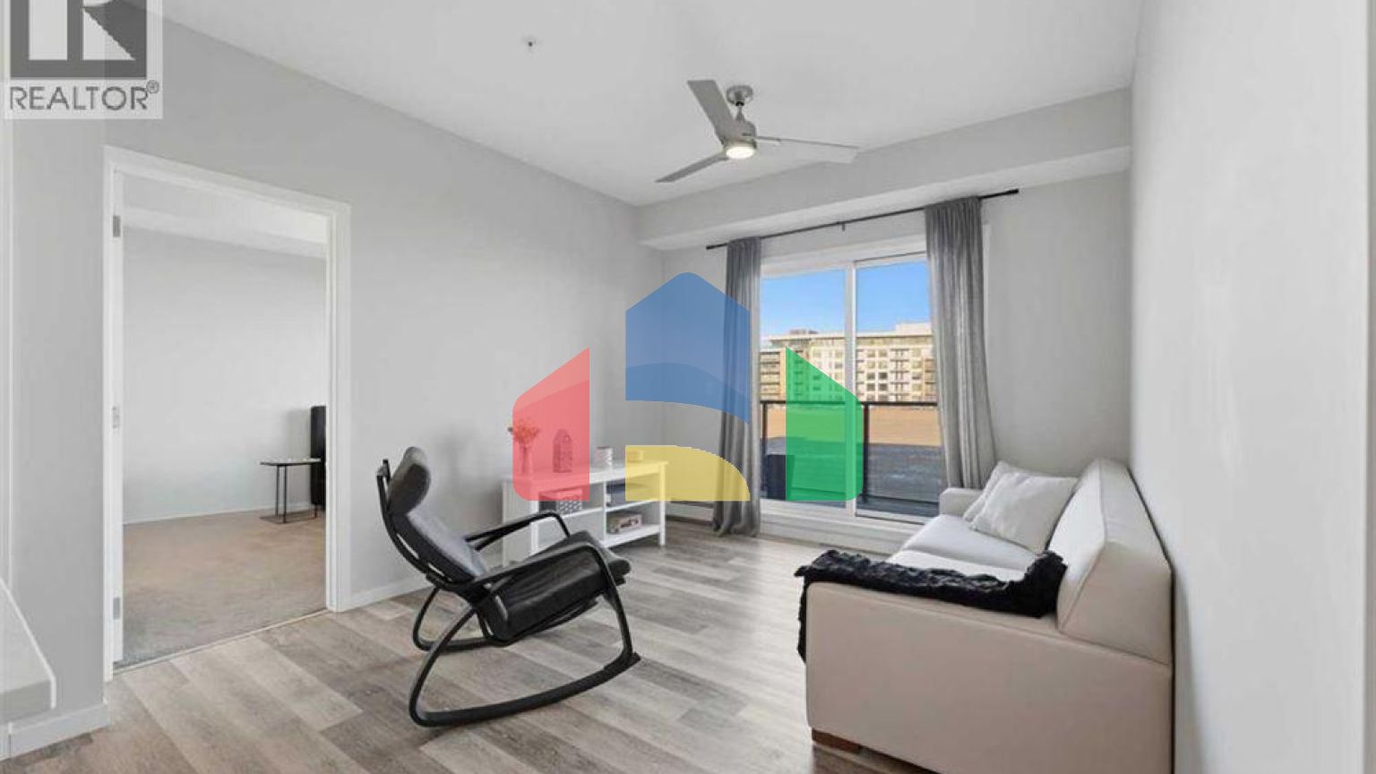 Residential - Condo/Apartment - Calgary, Canada - Canada