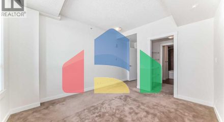 Residential - Single Family Home - Calgary, Canada - Canada