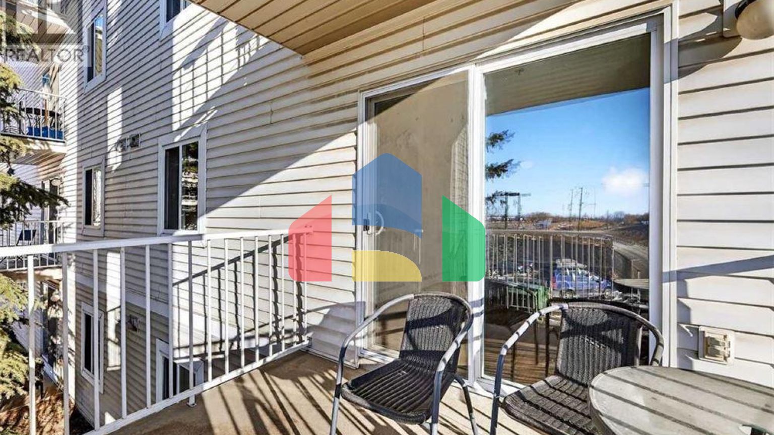 Residential - Condo/Apartment - Calgary, Canada - Canada