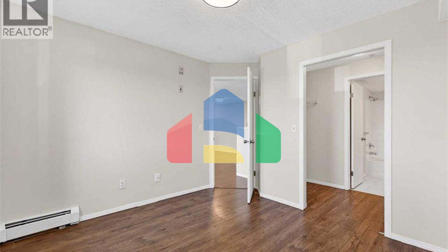 Residential - Condo/Apartment - Calgary, Canada - Canada