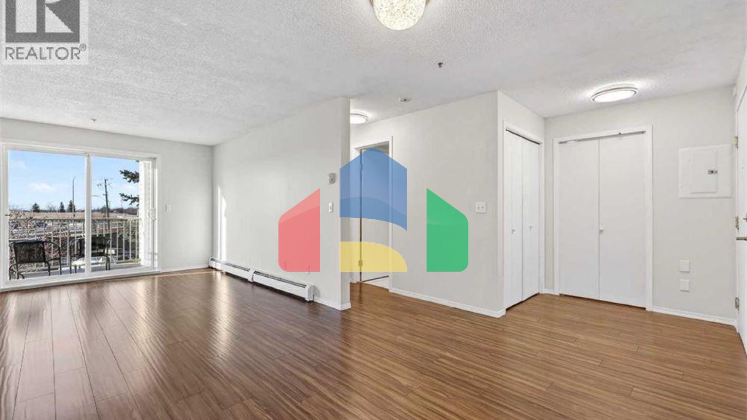 Residential - Condo/Apartment - Calgary, Canada - Canada